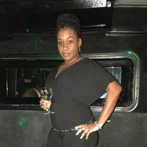 Meet your Posher, Syretta